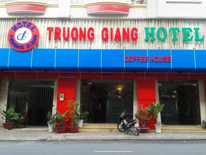 Truong Giang Hotel Ho Şi Min Exterior foto