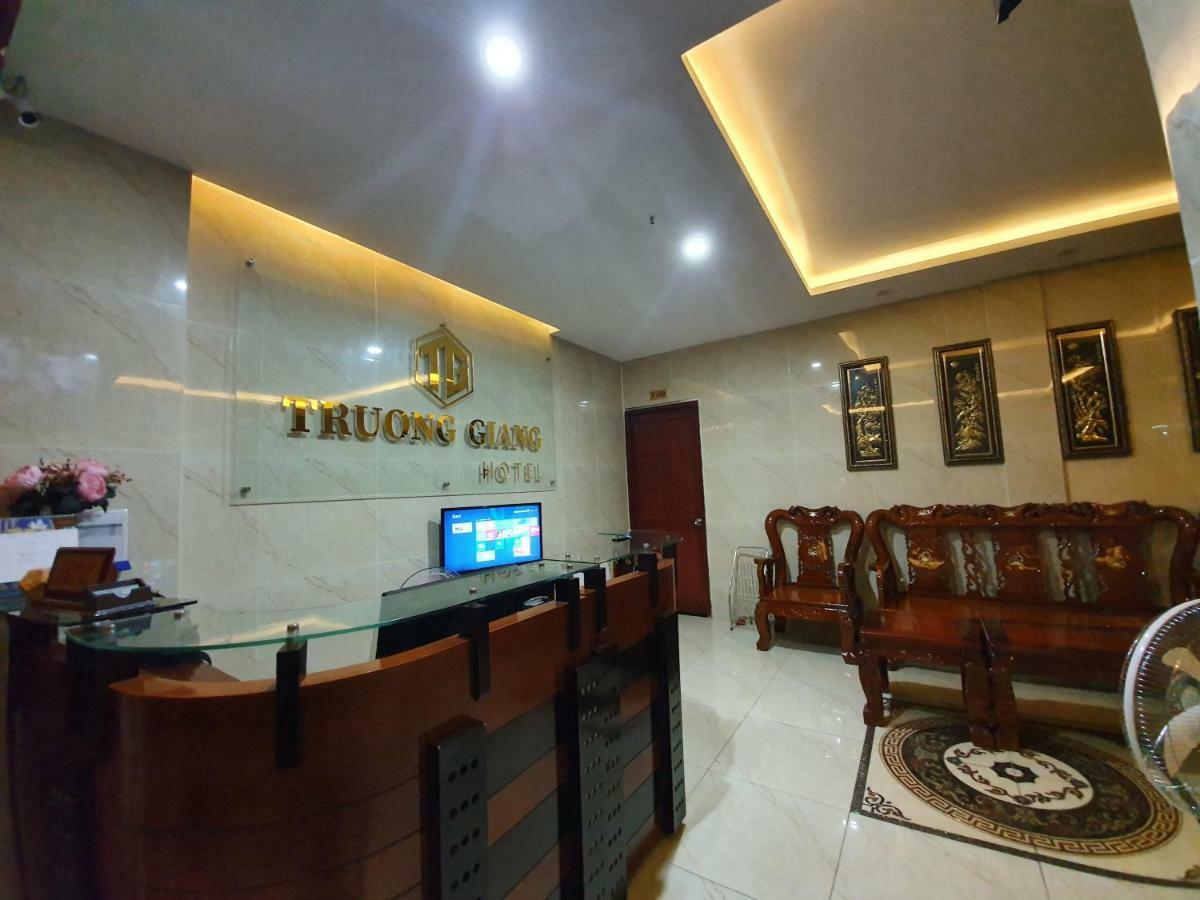 Truong Giang Hotel Ho Şi Min Exterior foto